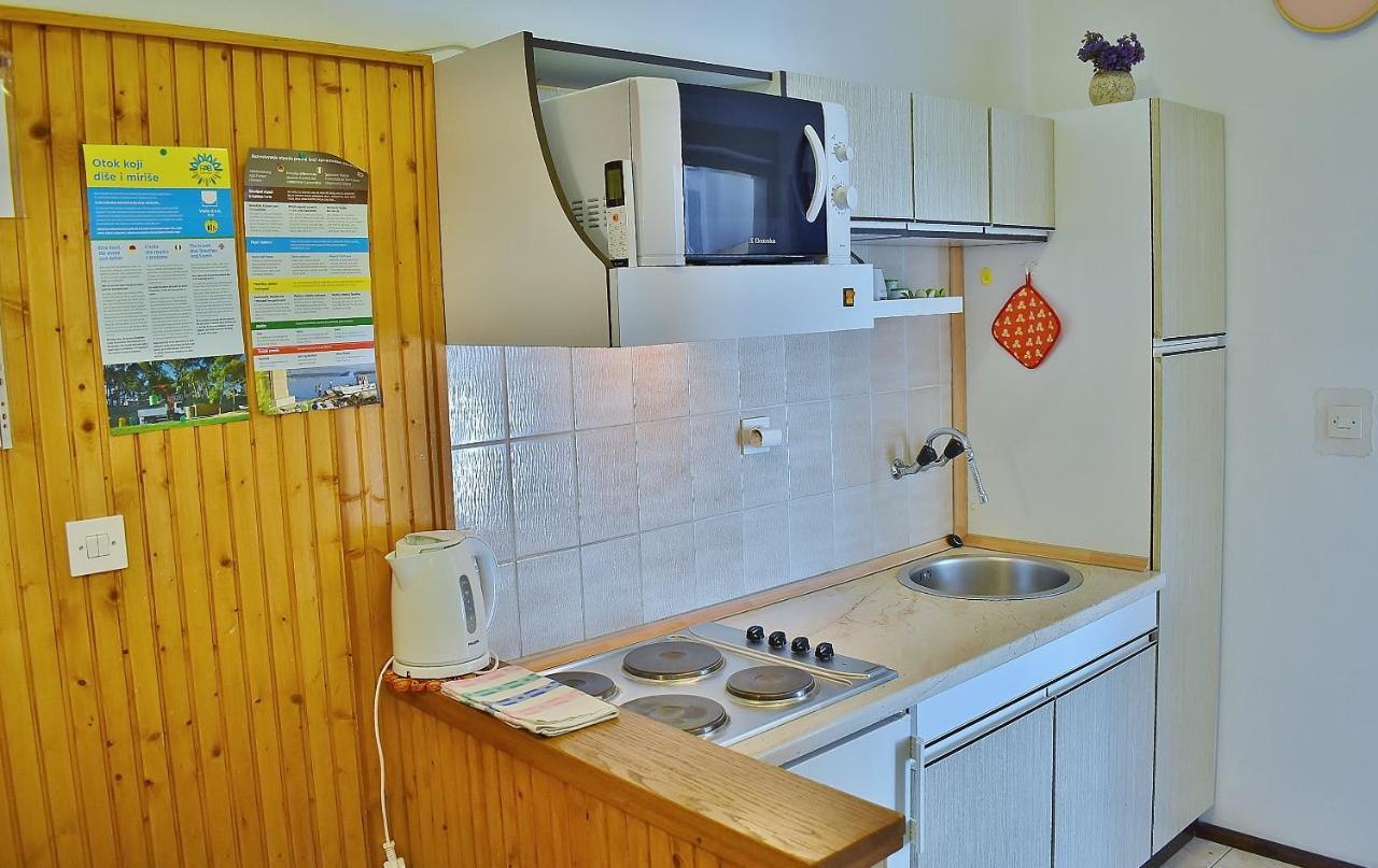 Apartments Zenko Rab Town Extérieur photo