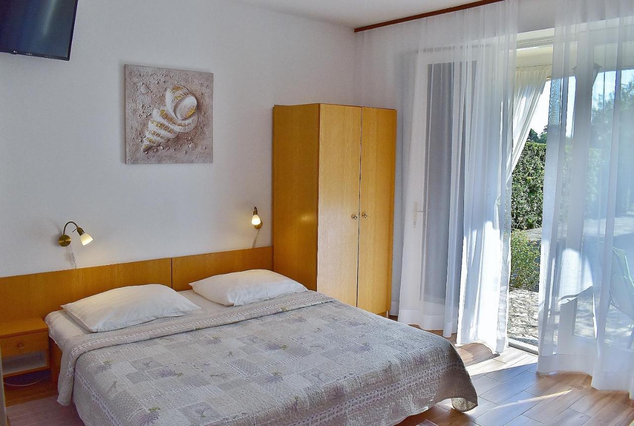 Apartments Zenko Rab Town Extérieur photo