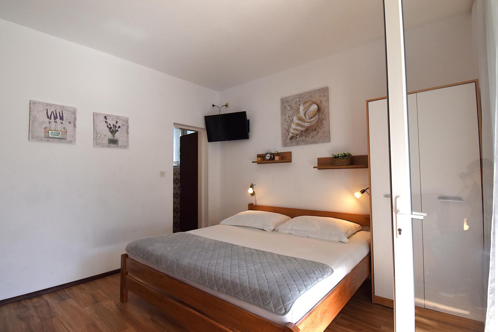 Apartments Zenko Rab Town Extérieur photo