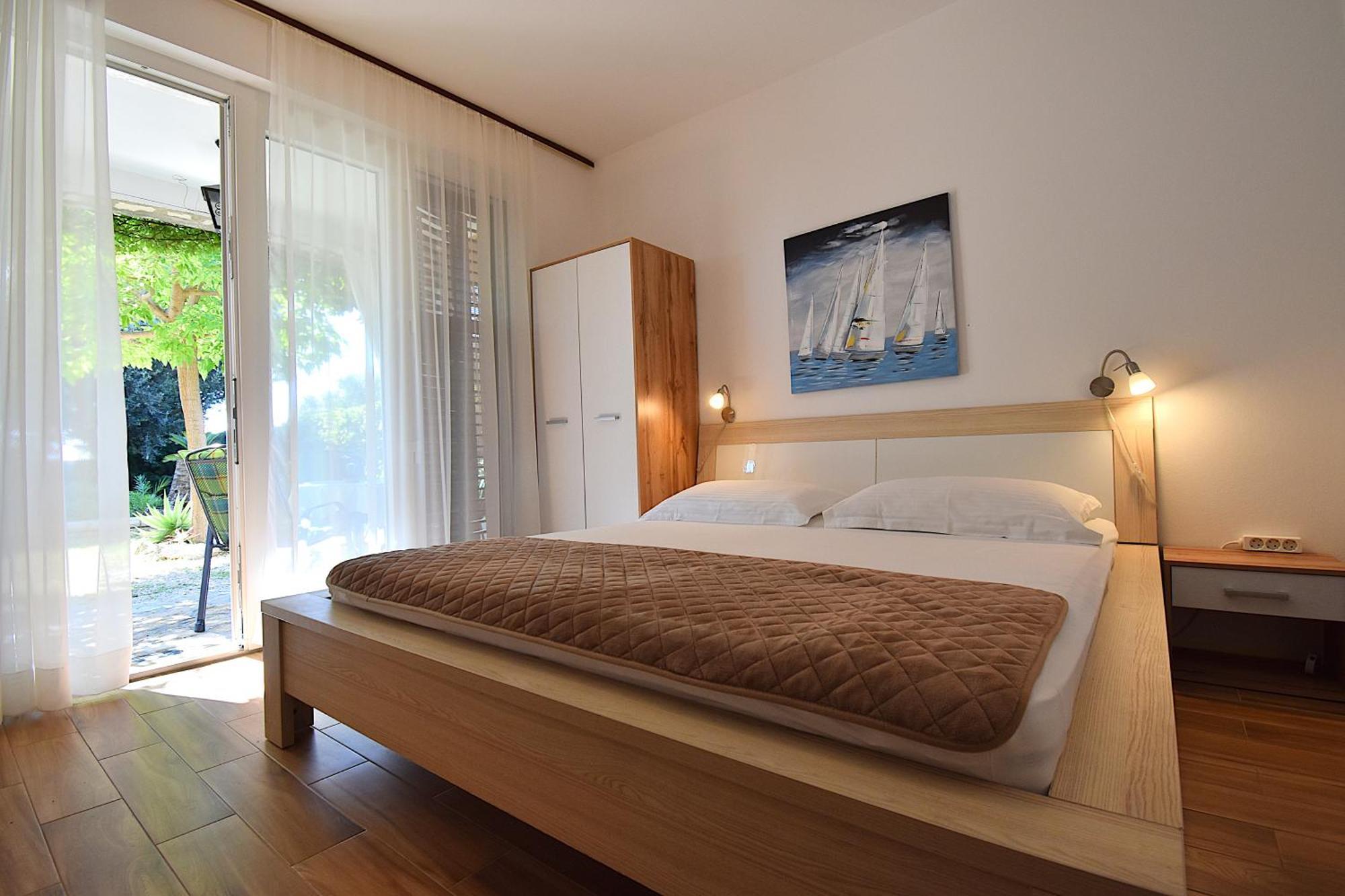 Apartments Zenko Rab Town Extérieur photo